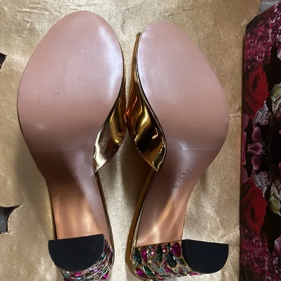 Xobzih size 8