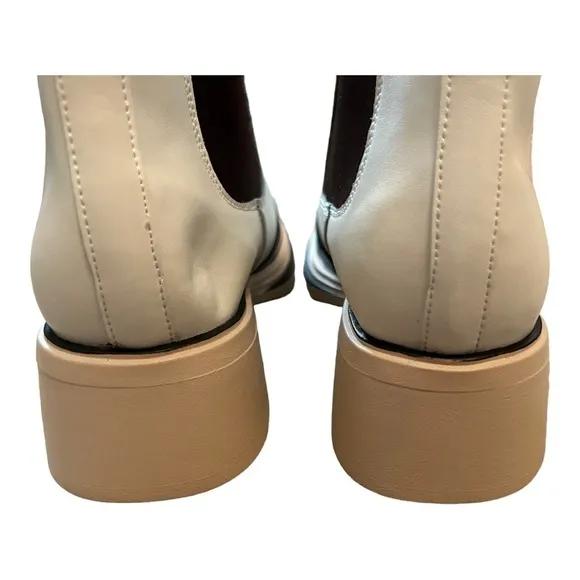 YOUTHJUNE Rice White Contrast Leather Bootie - Women