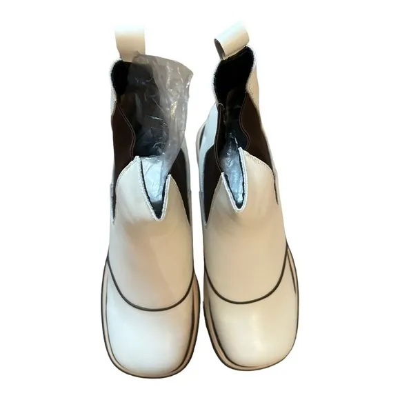 YOUTHJUNE Rice White Contrast Leather Bootie - Women