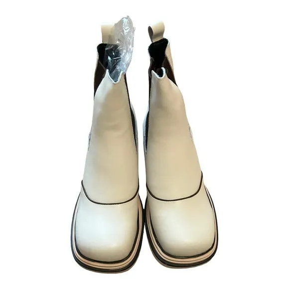YOUTHJUNE Rice White Contrast Leather Bootie - Women