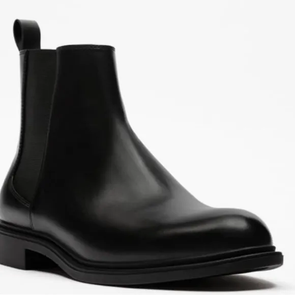 ZARA Men’s Chelsea Boots in Black Size 40