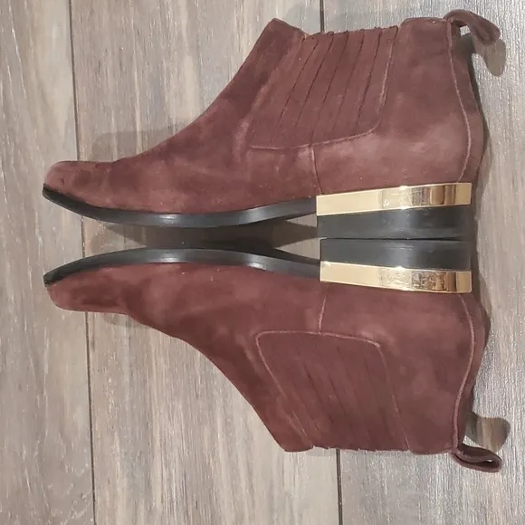 Zara women Suede ankle boots sz US8