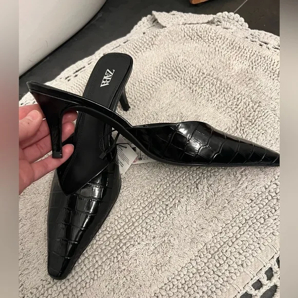 Zara Women's Black Croc-Embossed Mules, Size 40/9