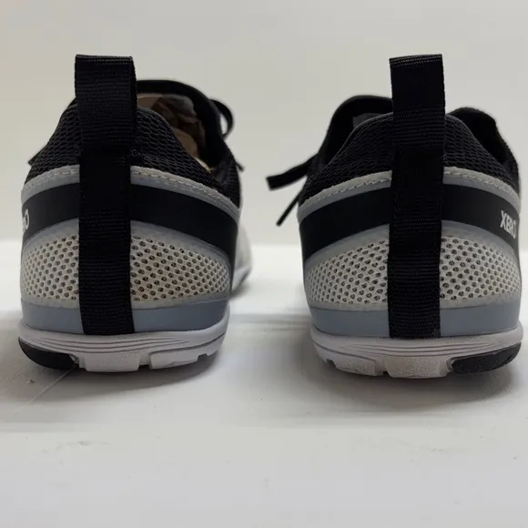 Zero Men's Black and light blue/gray light weight running shoe 8.5